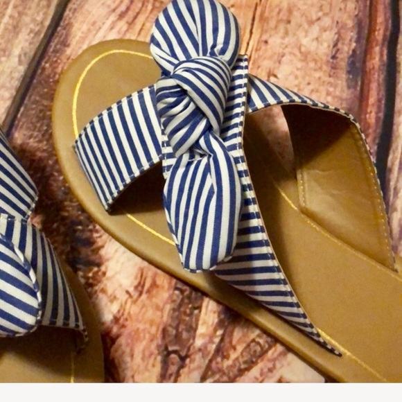 Only size 8.5 left 🌷🌷 - Picture 3 of 4